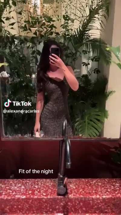 @alexandracarlss