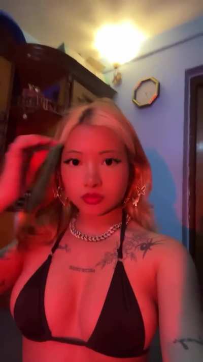 dm for her