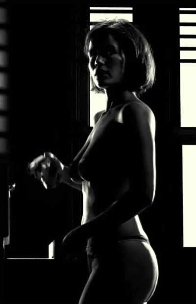 Carla Gugino