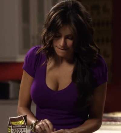 I just started Modern Family and I get hard whenever Sofia Vergara is on screen