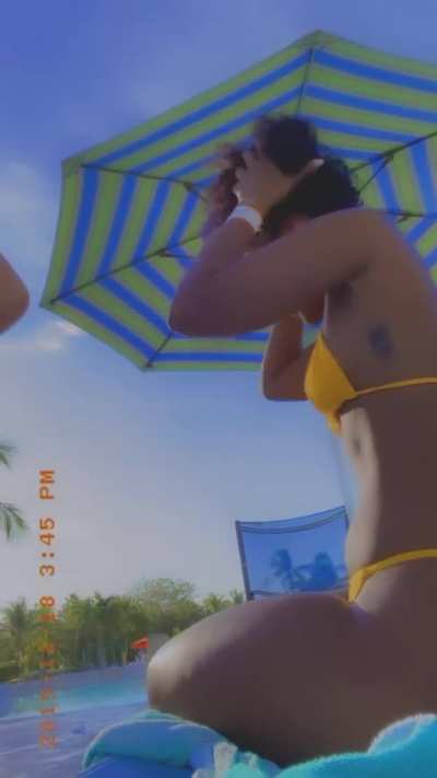 🌴🍑