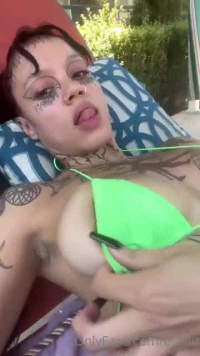 😍