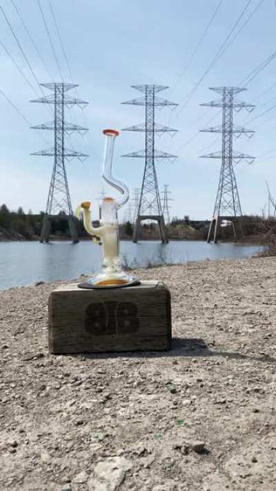 Back at you with the FA Pillar, this time by the gorge "Invisi-Bowl" style. Drop a comment and upvote!