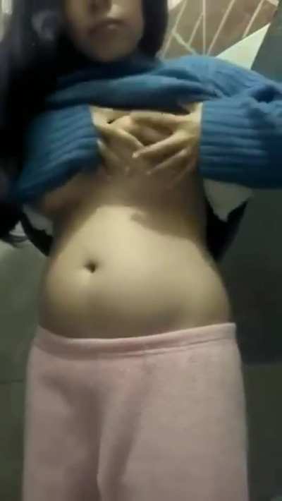 Don't you love when she sends vids like theseeee to (m)e !