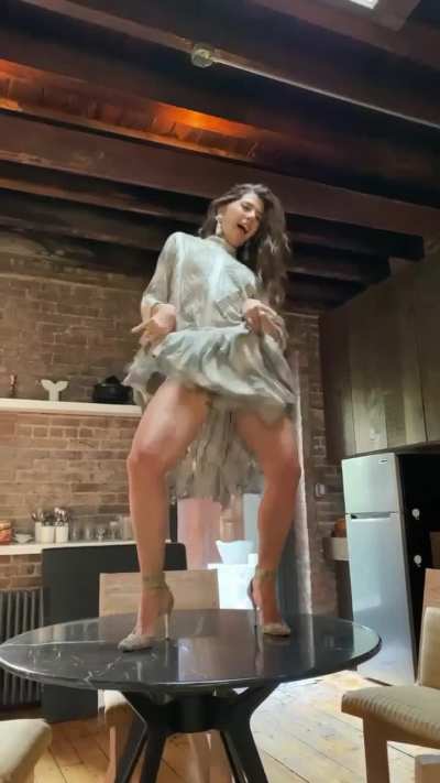 Table dancing