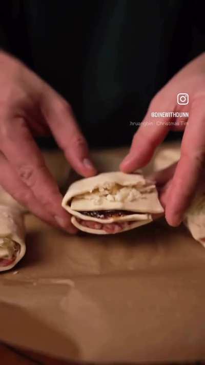 Oh hell yeah! Easy appetizer.
