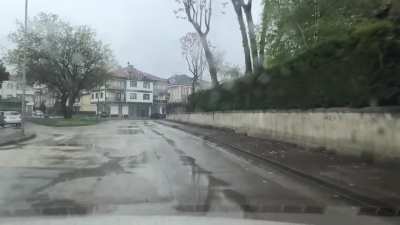 7 seconds of a rainy afternoon in İnegöl, Turkey. The sound was too good not to share.