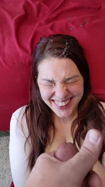 I can't waste all this yummy cum 🤤