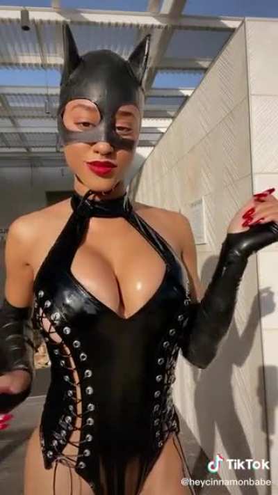she could kill me and I&rsquo;ll still apologize