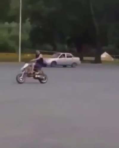 اگه سایپا موتور بسازه😂😂😂