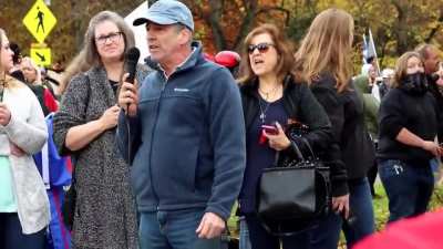 COVID-denying Doctor from Oregon just lost his medical license for telling a pro-Trump rally that he doesn't wear face masks at his clinic.