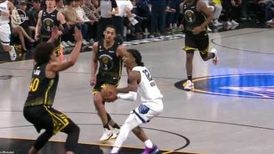 [Highlight] Ja Morant jumps out of the building on the attempted poster of Anthony Lamb