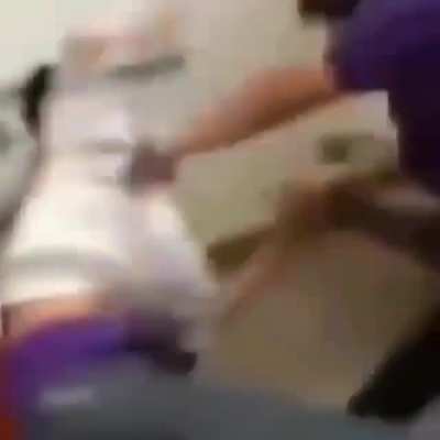 El ba&ntilde;o en el recreo :