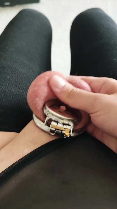Meanwhile, my friends from university are fucking pretty girls at a party🥺👍🏻 I just dream of being controlled and used as a blowjob slut👄