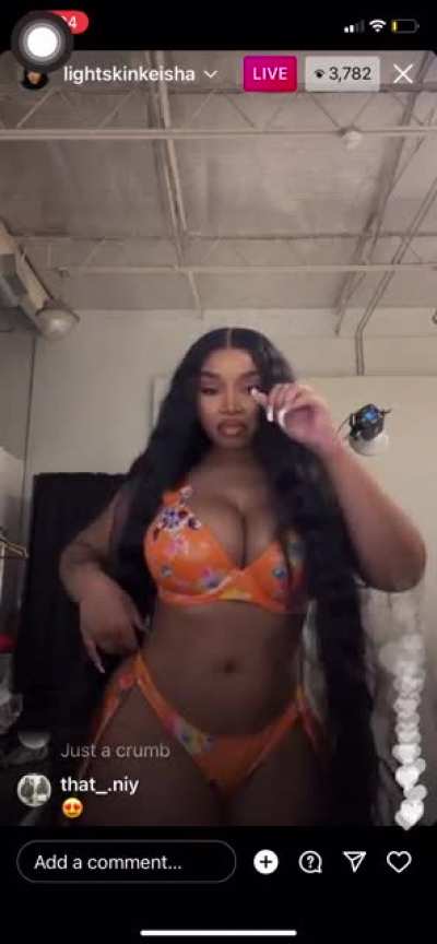 Caught what I could from her live a couple a minutes ago 😮&zwj;💨
