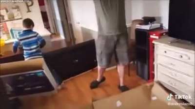 Leland shouldn't be allowed to have a hammer.