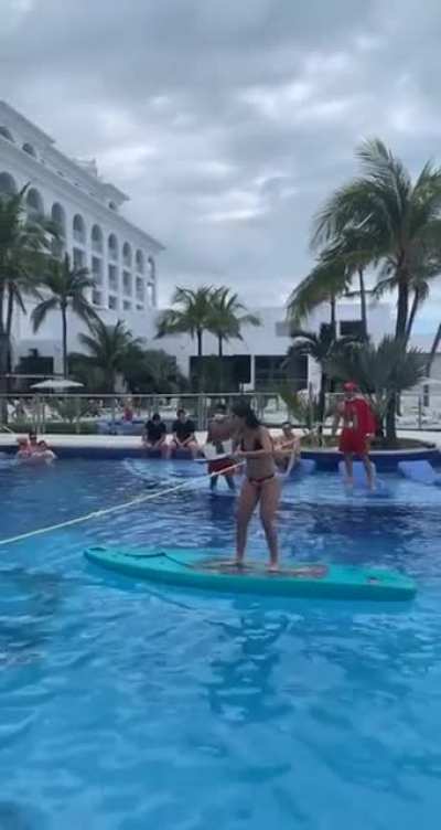 Quedate con la que protege los tragos as&iacute;...