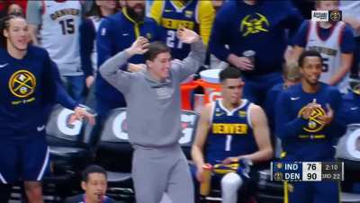 [Highlight] Crazy sequence for the Nuggets where they get 3 dunks in 32 seconds against the Pacers