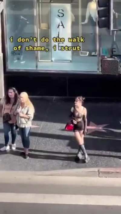 "ok guys remember stare at me cause I look so cool and edgy"