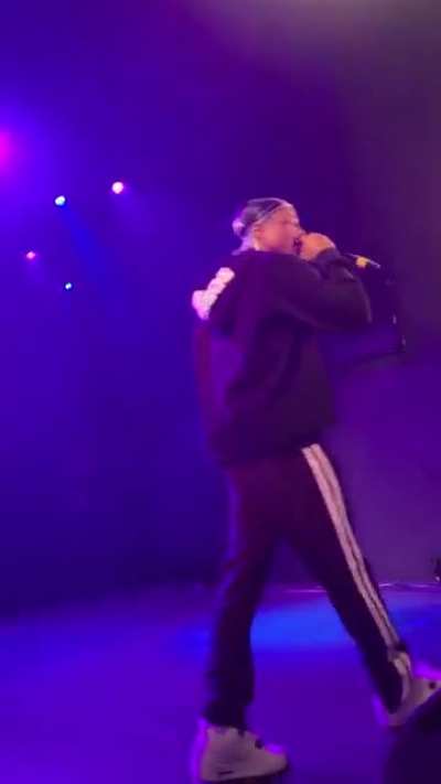 Pierre rapping Switching Lanes over Punk Monk beat, last night in Belgium