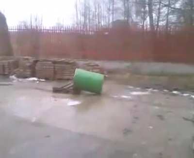 A bunch of Polish oldies try to create the ultimate weapon: the trash cannon