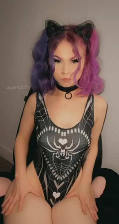 I&rsquo;d look so much prettier with your cock in my mouth.. don&rsquo;t you agree?