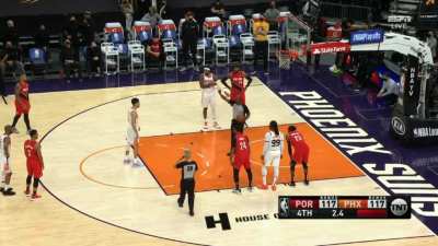[Highlight] Booker makes both to win the game