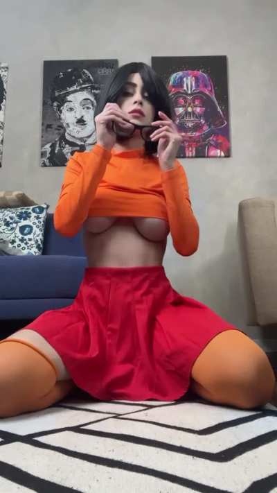 "Jinkies!" (Waifu Korra) [Velma Dinkley]
