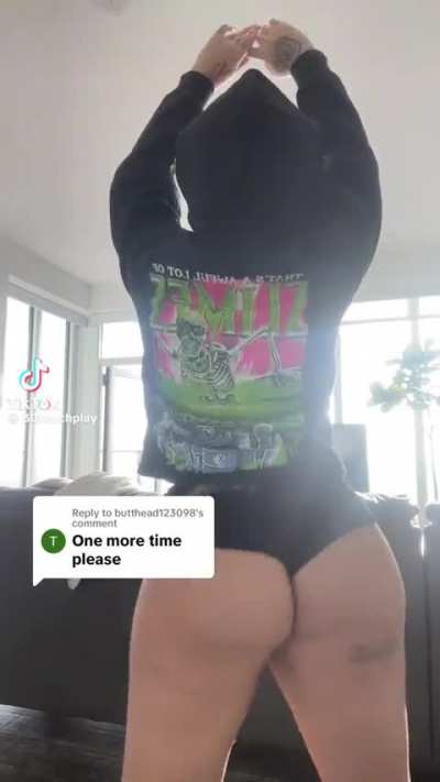 She Got it On Lock! 