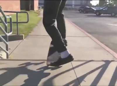 What a cool skateboard stunt!