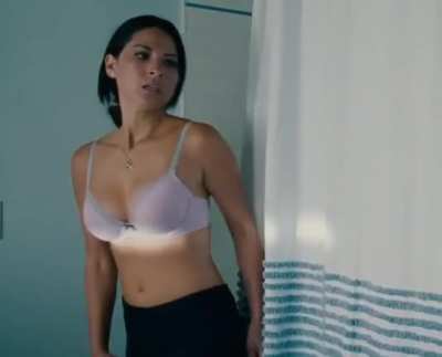 Olivia Munn [The Babymakers]