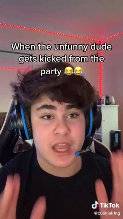 Redditors be like: