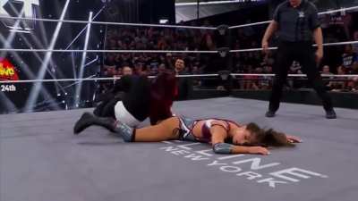 Kendal Grey losing to someone who never wins