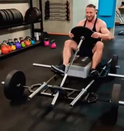 🚗🏋️&zwj;♂️