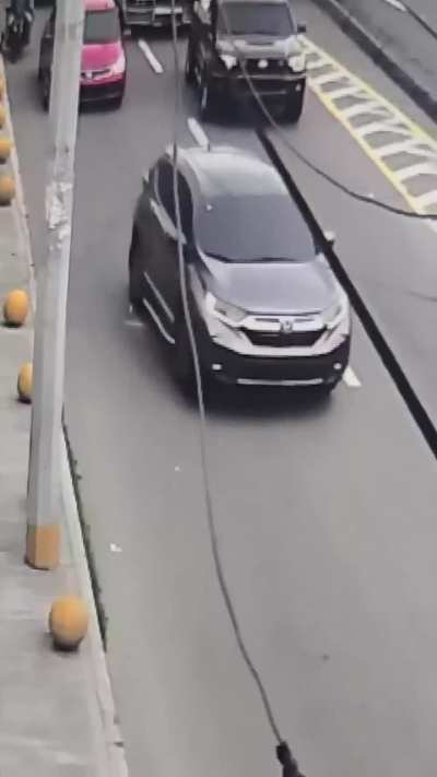 WCGW Illegal U-turn