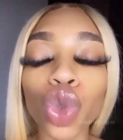 😍