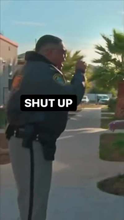 😂