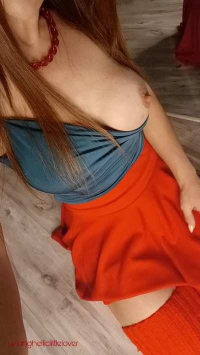 I'm waiting for you daddy👻alinab2xr