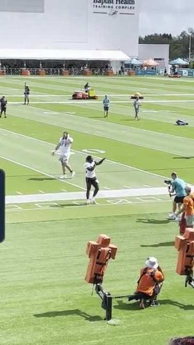 Live from practice! Hill hyping us up!