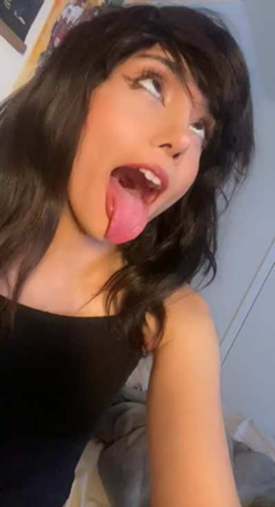 My makeup is messed up, but I&rsquo;m hoping u can mess it up more
