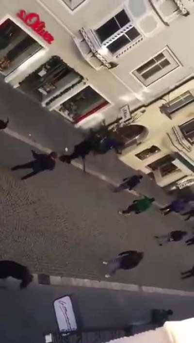 RUN