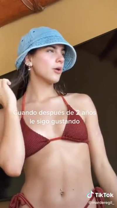 Her abs 🤤🤤🤤🤤🤤