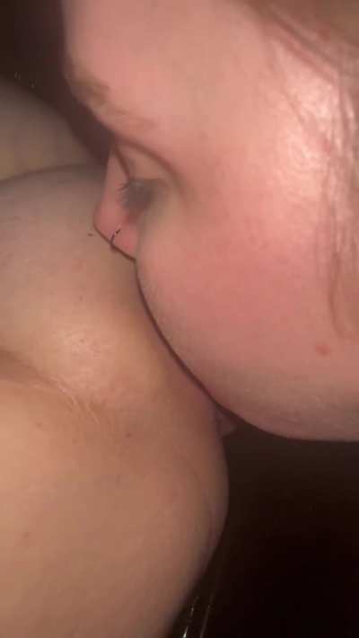 I Love Seducing My &ldquo;Straight&rdquo; Friends!