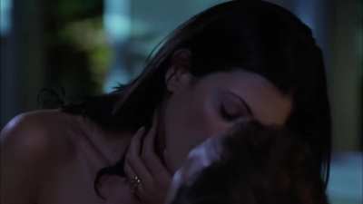 [Nipple] [ Topless ]Julia Benson's huge rack in "Masters of Horror".
