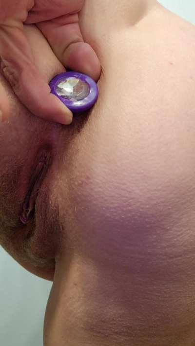 Home milf Plug removal, 2nd time trying it. Still so very tight. OC 35f