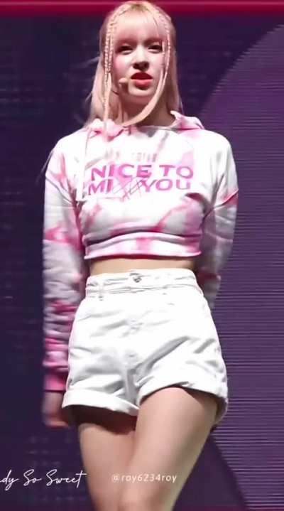 Lily from Nmixx&rsquo;s first tour
