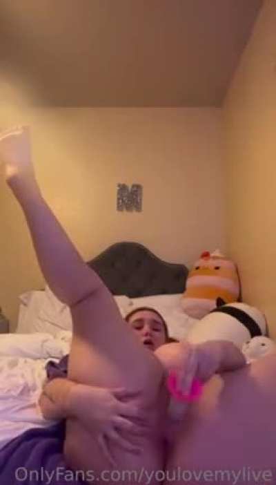 ️ ️