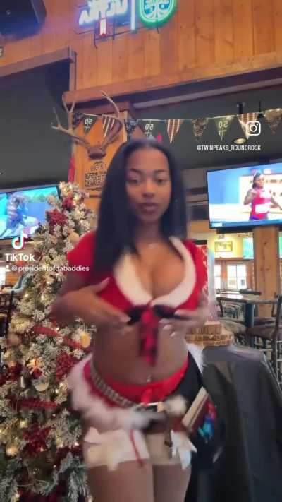 Sexy and knows it