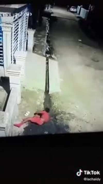 Almost lost his head