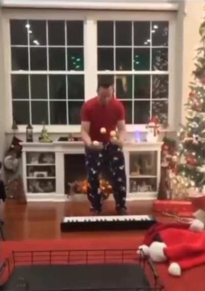 juggling on Piano